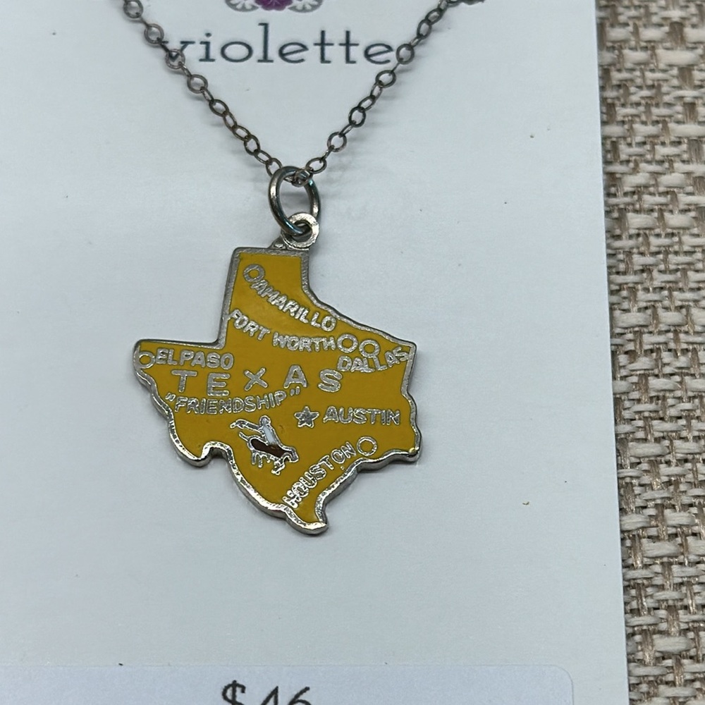Handmade by Violette Grace State Charm Necklace Texas #779